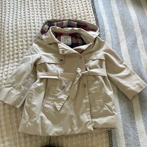Zara 18-24 trench coach